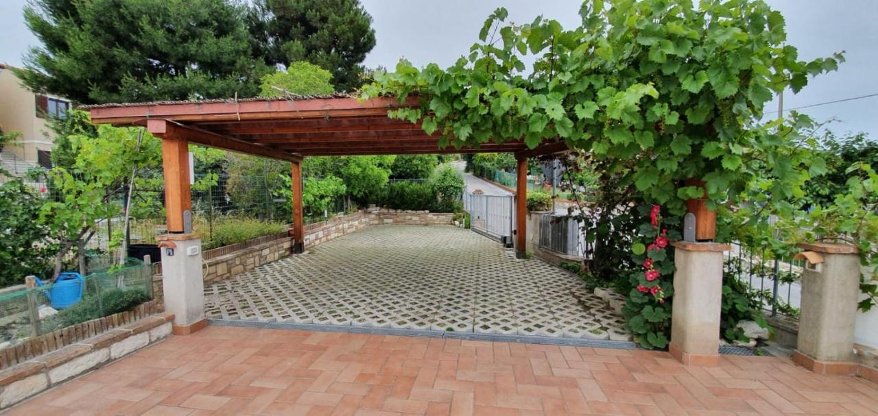 سيرولو B&B Capo Le Vigne المظهر الخارجي الصورة